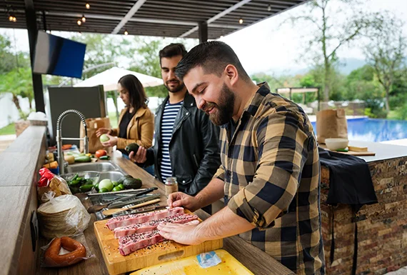 Benefits of Choosing Our Outdoor Kitchen Installation Services